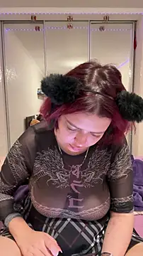 MurrbyAliceMoore online show from December 20, 2025, 5:14 am