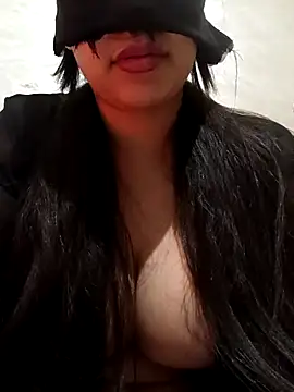 Amou-na online show from November 30, 2025, 1:20 am