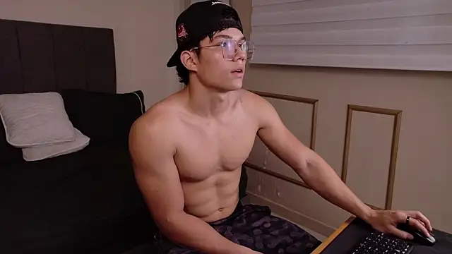 Snapshot of Thony_Big chatting on January 10, 2026, 7:15 pm Thony Big online show from January 10, 2026, 7:15 pm