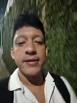 Snapshot of KairoStormX chatting on December 20, 2025, 11:23 pm KairoStormX online show from December 20, 2025, 11:23 pm