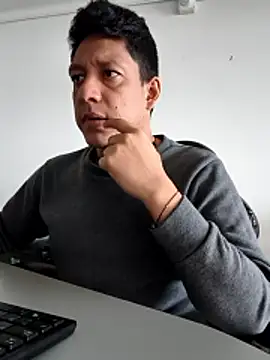 Snapshot of KairoStormX chatting on December 22, 2025, 3:20 pm KairoStormX online show from December 22, 2025, 3:20 pm