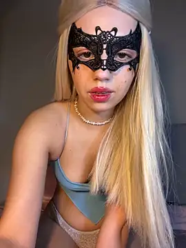 s4rah online show from February 3, 2026, 2:53 am