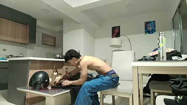 liorvante online show from April 8, 2026, 2:11 am