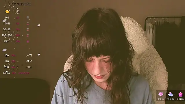 MePretty online show from September 15, 2025, 4:07 pm