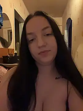 Snapshot of DianazLove1 chatting on January 5, 2026, 8:12 pm DianazLove1 online show from January 5, 2026, 8:12 pm