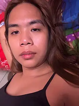 Margaux4U online show from April 15, 2026, 1:23 am