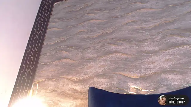 Snapshot of Mia_Luxor chatting on June 25, 2026, 11:59 am Mia Luxor online show from June 25, 2026, 11:59 am