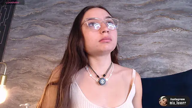 Snapshot of Mia_Luxor chatting on July 9, 2026, 12:09 pm Mia Luxor online show from July 9, 2026, 12:09 pm