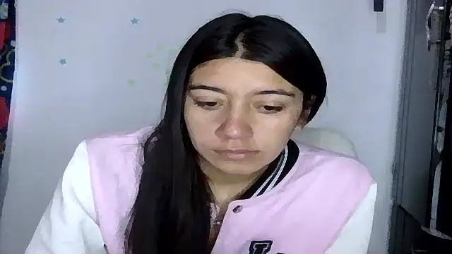 TaylorLove- online show from November 30, 2025, 10:03 pm