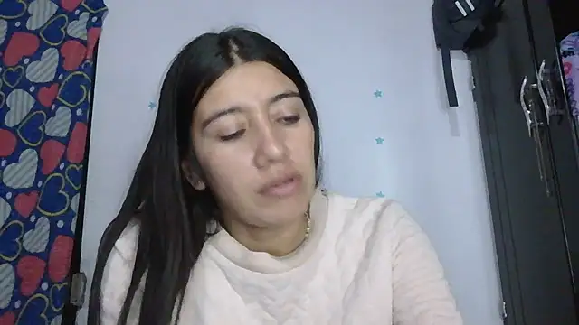 Snapshot of TaylorLove- chatting on December 4, 2025, 11:46 pm TaylorLove- online show from December 4, 2025, 11:46 pm