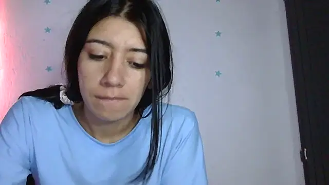 Snapshot of TaylorLove- chatting on January 12, 2026, 2:33 pm TaylorLove- online show from January 12, 2026, 2:33 pm