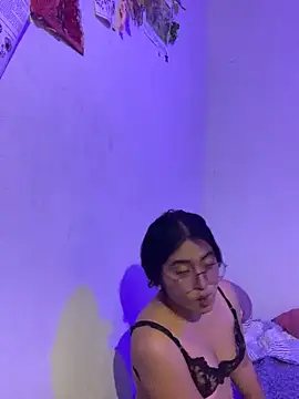 Arely-L1 online show from February 13, 2026, 12:17 am