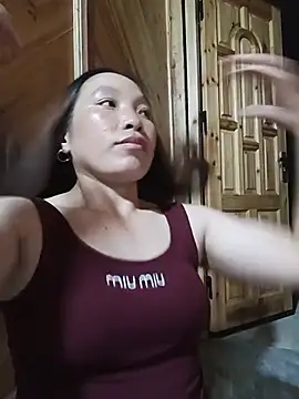 Evelyn-n online show from June 21, 2026, 1:46 pm