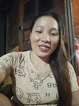 Evelyn-n online show from July 18, 2026, 1:26 pm