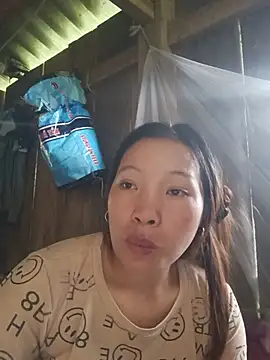 Evelyn-n online show from July 19, 2026, 3:43 am