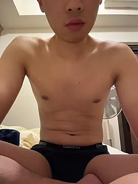 HKBOY0001 online show from March 5, 2026, 2:46 pm