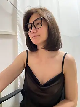 A-ZJunn online show from February 28, 2026, 1:01 pm