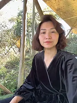 A-ZJunn online show from March 12, 2026, 6:52 am