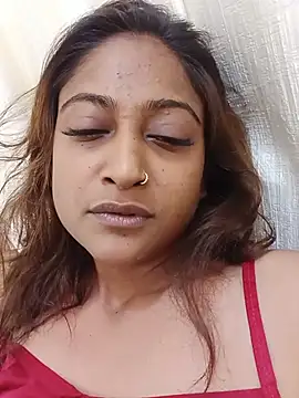 dusky diva d online show from June 28, 2026, 8:37 pm