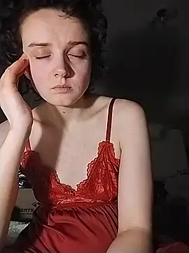 Snapshot of Amy01112 chatting on June 24, 2026, 2:43 am Amy01112 online show from June 24, 2026, 2:43 am