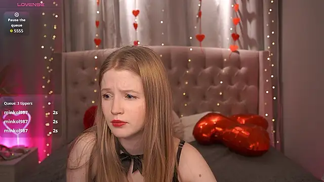 LilianHoward online show from February 14, 2026, 12:35 pm