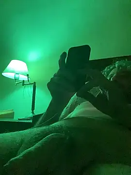 Petebulimia online show from February 8, 2026, 11:02 am