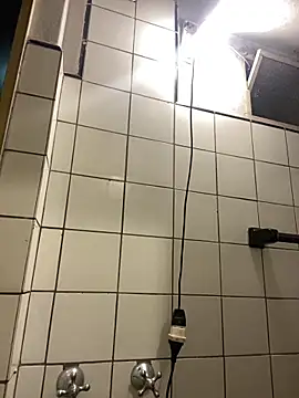 Petebulimia online show from March 24, 2026, 1:21 am