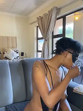 Snapshot of Fancy_Face28 chatting on February 27, 2026, 8:36 am Fancy Face28 online show from February 27, 2026, 8:36 am