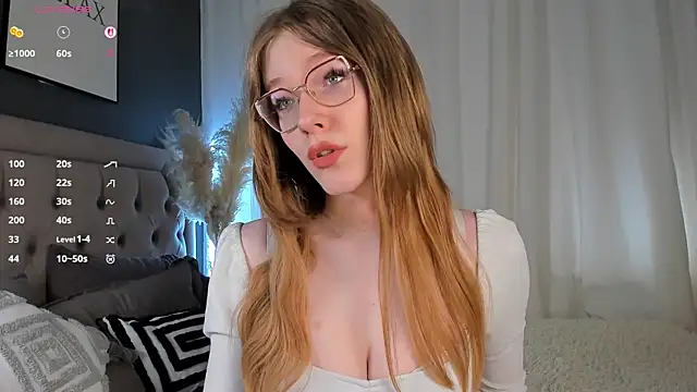 AnGee  online show from April 24, 2026, 11:45 am