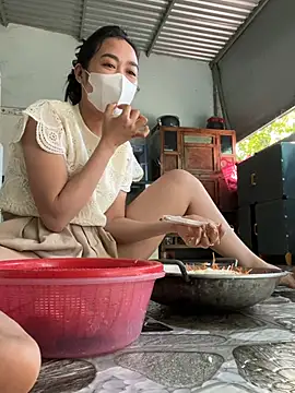 Snapshot of Mio_Nips chatting on January 15, 2026, 2:49 am Mio Nips online show from January 15, 2026, 2:49 am