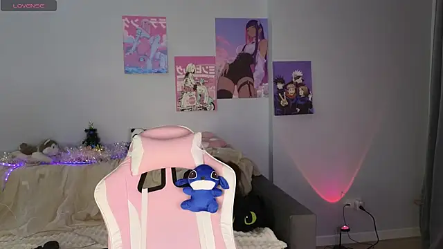 mimiicherry online show from December 21, 2025, 3:02 am