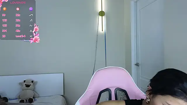 mimiicherry online show from March 5, 2026, 3:13 am