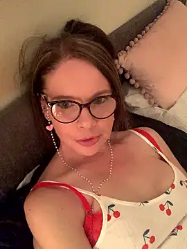 CherryCe online show from January 13, 2026, 11:21 pm