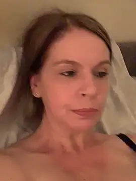 CherryCe online show from February 11, 2026, 10:59 pm