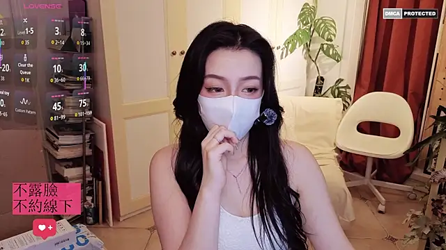 nayomi 34f online show from April 3, 2026, 4:54 am