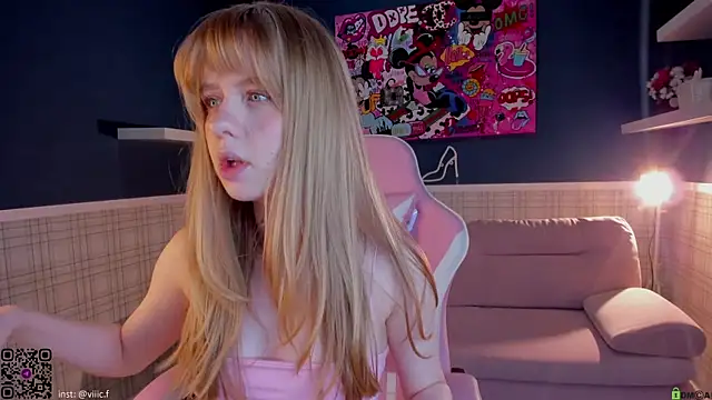 Victori Fox online show from July 20, 2026, 12:47 am