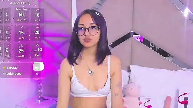 Dreammy Kitty online show from December 15, 2025, 12:53 pm