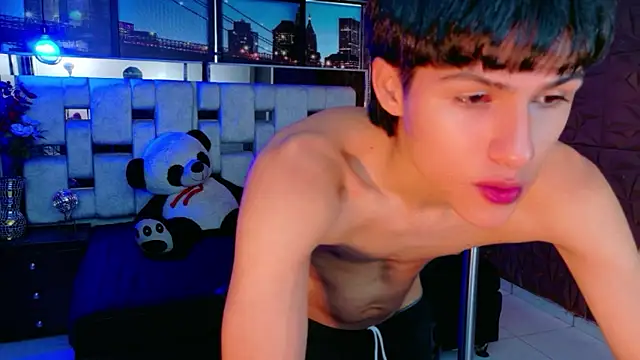 StormLuxX online show from January 12, 2026, 7:52 pm