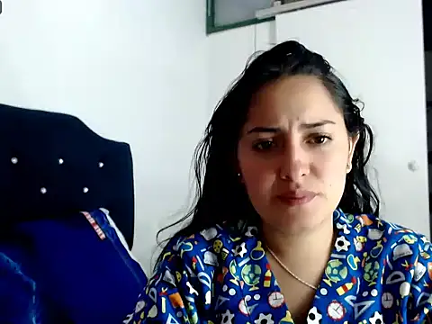 MisNicol online show from February 12, 2026, 12:16 am