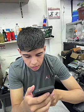 Johan stick online show from December 16, 2025, 5:07 pm