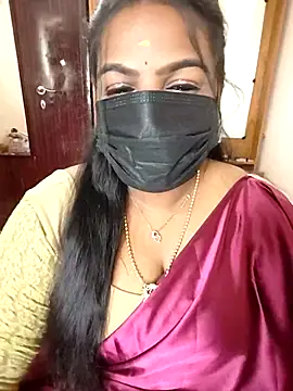 Snapshot of Tamil_Shara chatting on March 3, 2026, 7:03 am Tamil Shara online show from March 3, 2026, 7:03 am