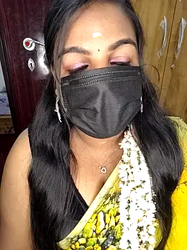 Tamil Shara online show from April 18, 2026, 7:07 pm