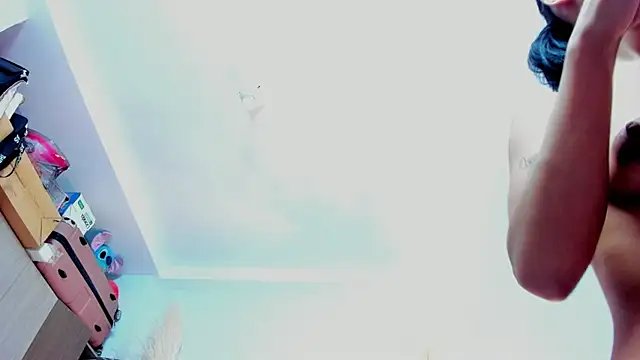 Samantha luv  online show from April 9, 2026, 6:30 am