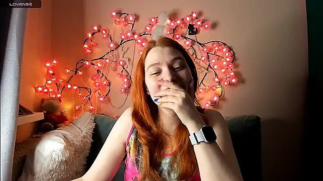 Snapshot of Ungoliant_Kiss chatting on June 8, 2026, 9:48 pm Ungoliant Kiss online show from June 8, 2026, 9:48 pm