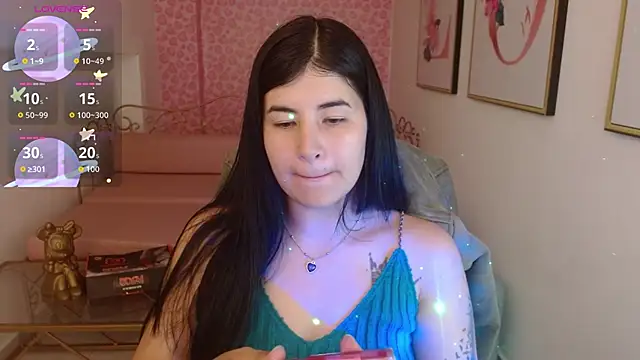 Nina harpper  online show from March 19, 2026, 12:42 pm