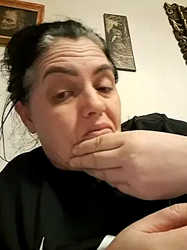 gini92 online show from February 2, 2026, 7:01 pm