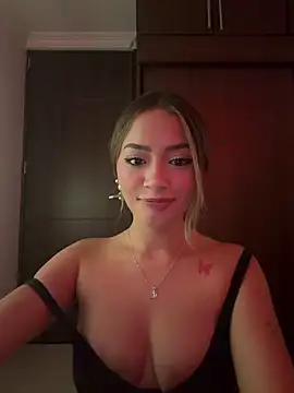 abbymnd1 online show from April 21, 2026, 12:12 am