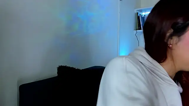 Snapshot of Saelivrae chatting on January 13, 2026, 7:19 pm Saelivrae online show from January 13, 2026, 7:19 pm