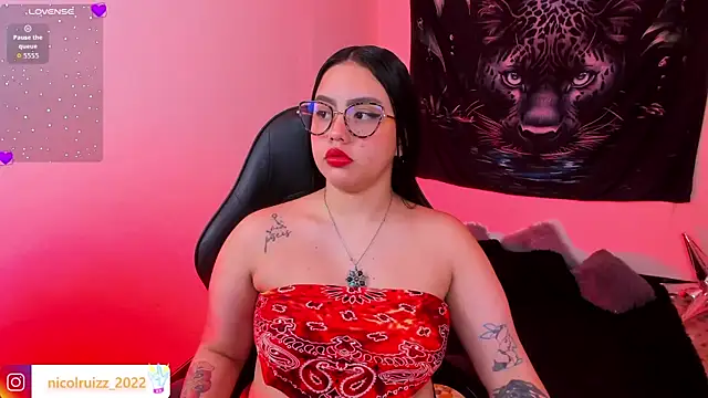 Snapshot of Nicolle_Ruizz chatting on July 16, 2026, 9:59 am Nicolle Ruizz online show from July 16, 2026, 9:59 am