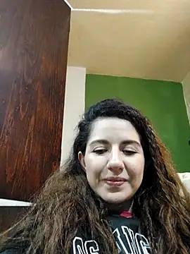 Snapshot of NatyMia chatting on December 3, 2025, 12:25 pm NatyMia online show from December 3, 2025, 12:25 pm